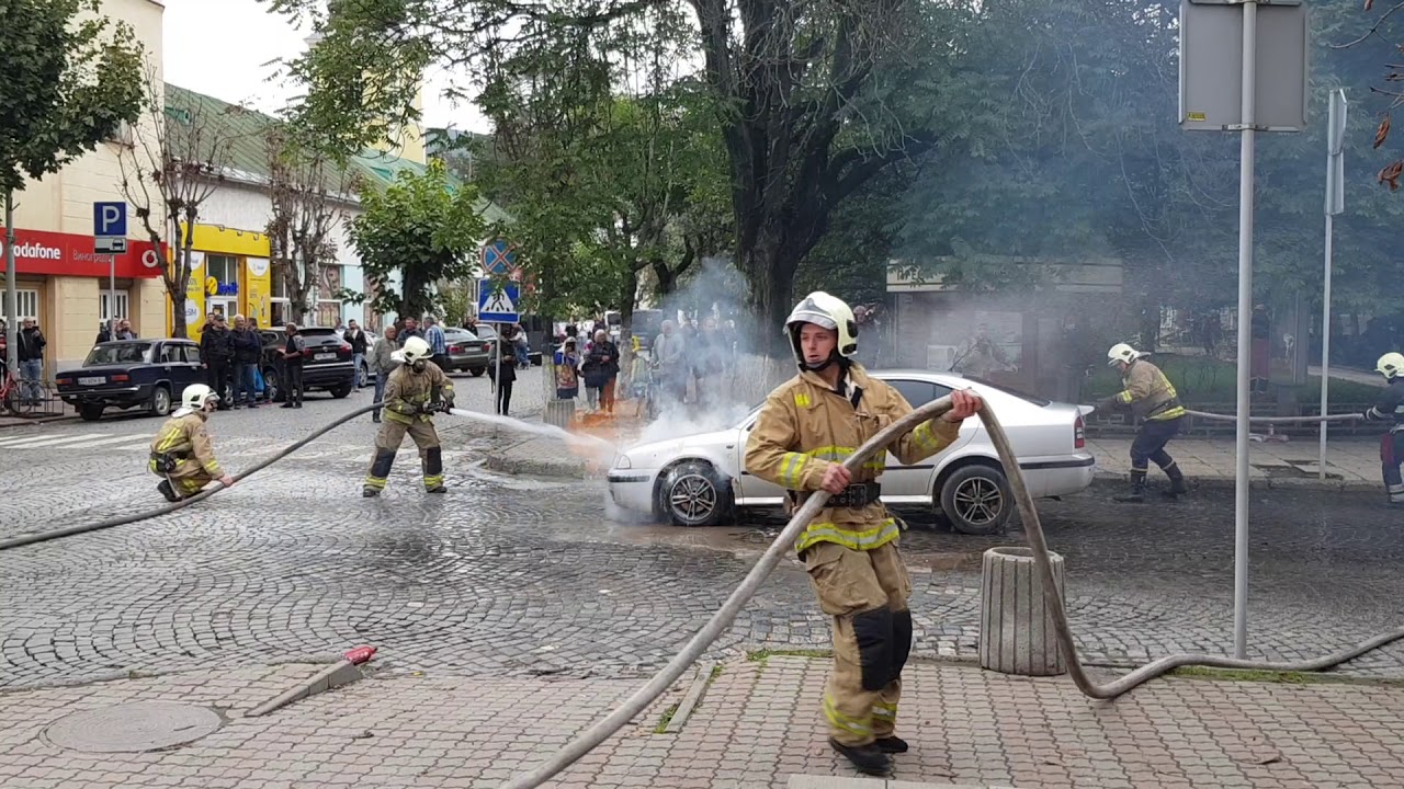 У Виноградові горів автомобіль - Голос Карпат