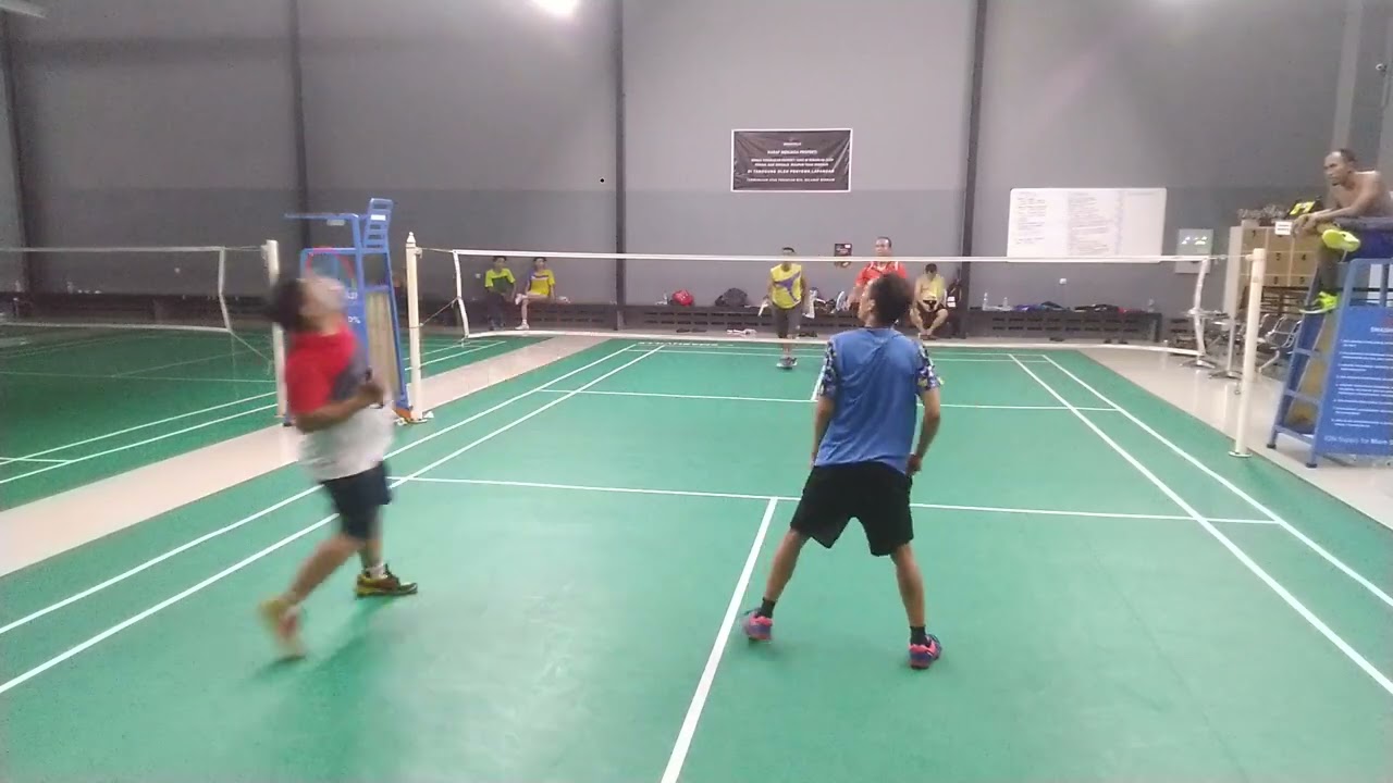 PB. FERNANDO | Grade B (Gondrong & Taim Vs Toni & Menik) Tua Lawan Muda - Latihan Badminton Rutin