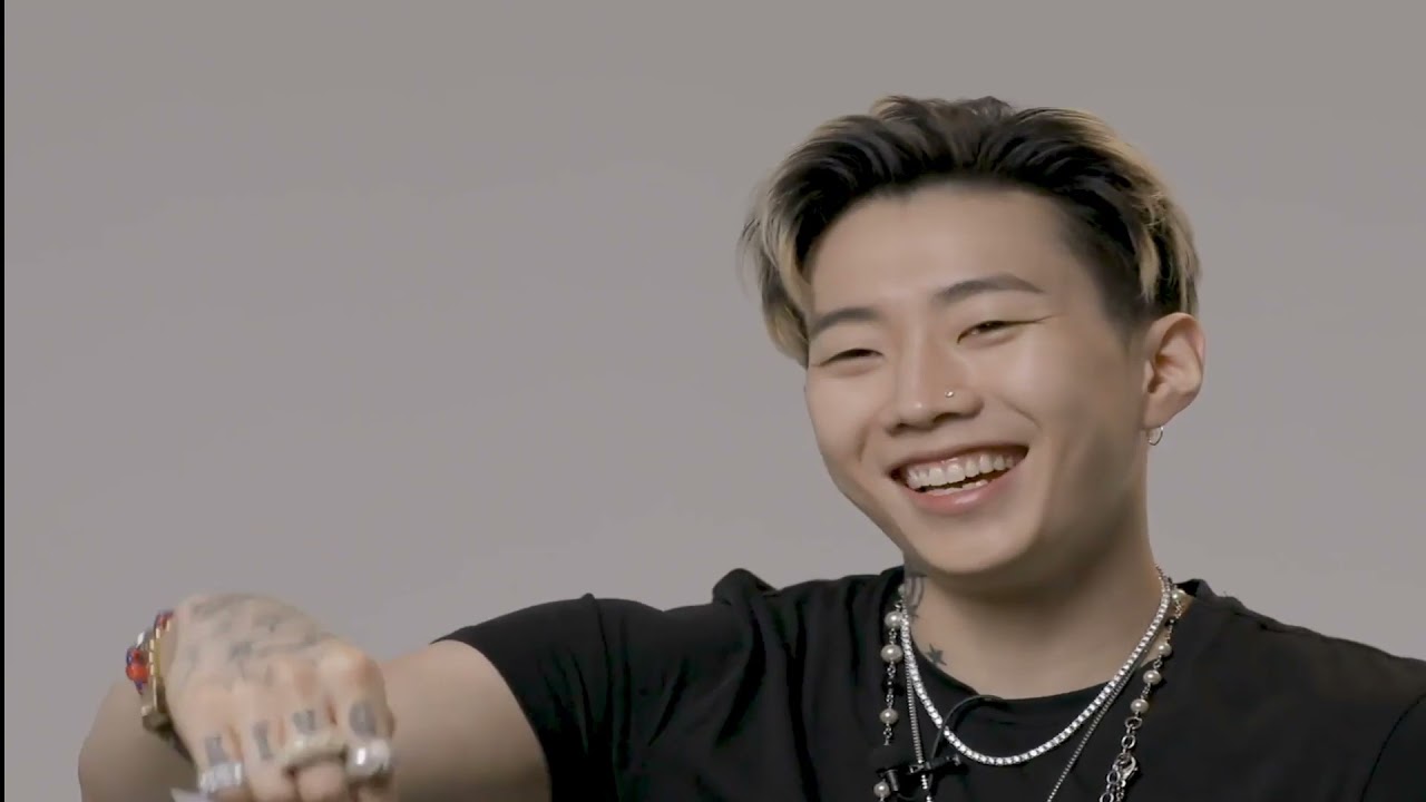 Jay Park leyendo tweets calientes en Buzzfeed (sub. español)