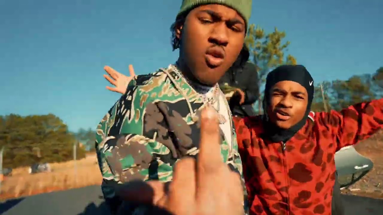 Lil Switch - Smackin ft Lil Tim (Official Music Video)