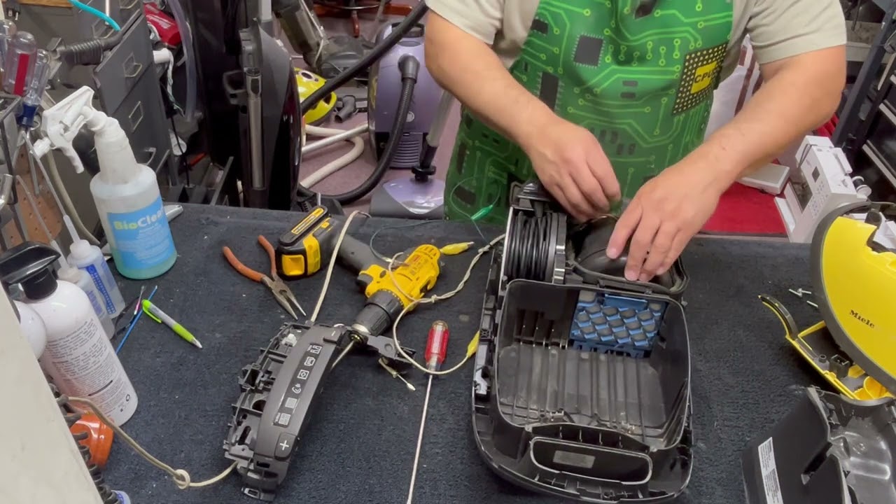 Fixing a Miele Vacuum with no Power