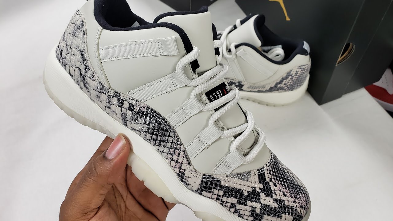 #lightbone NEW JORDAN 11 LOW 