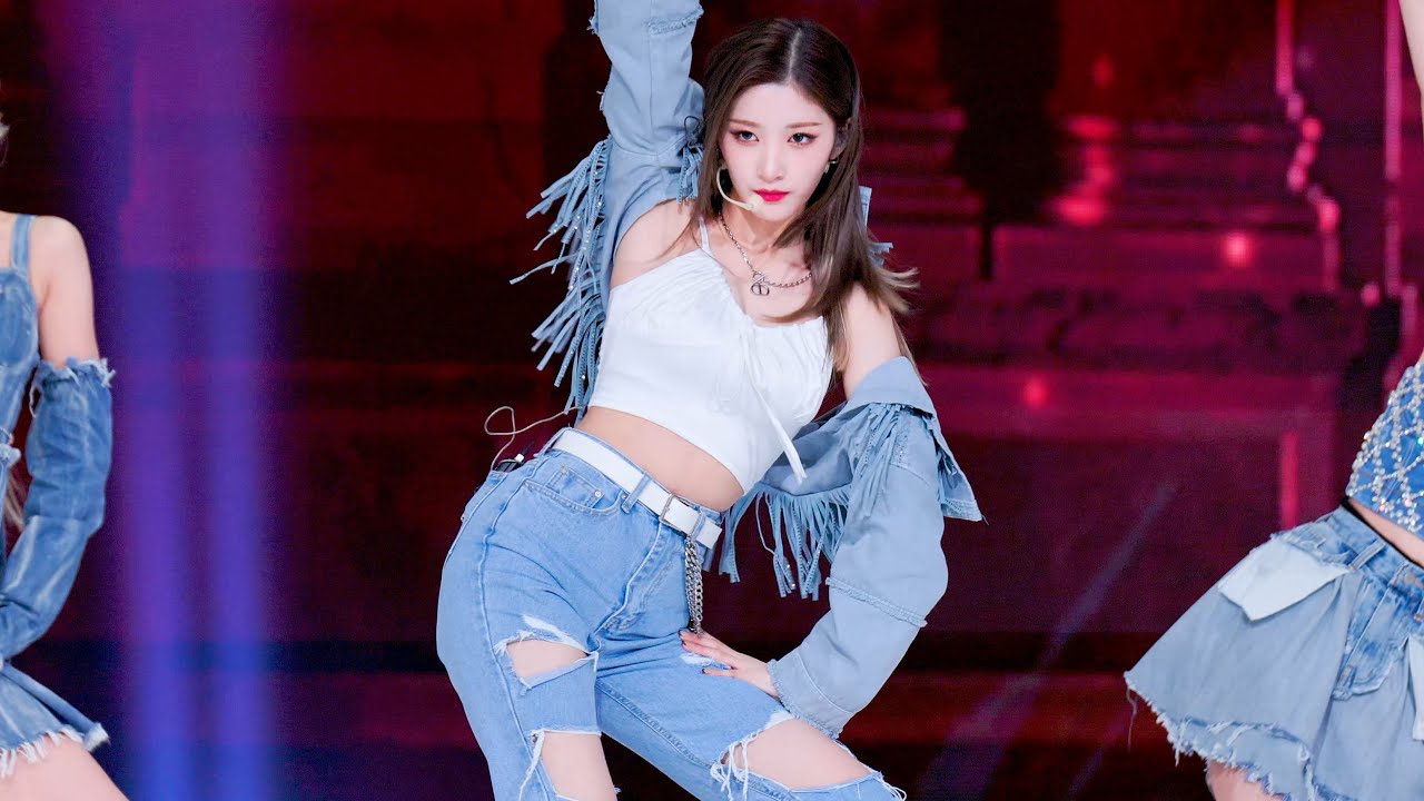 211114 유키 YUKI 퍼플키스 PURPLE KISS 'Ponzona' 4K 60P 직캠 @한국문화축제 by DaftTaengk