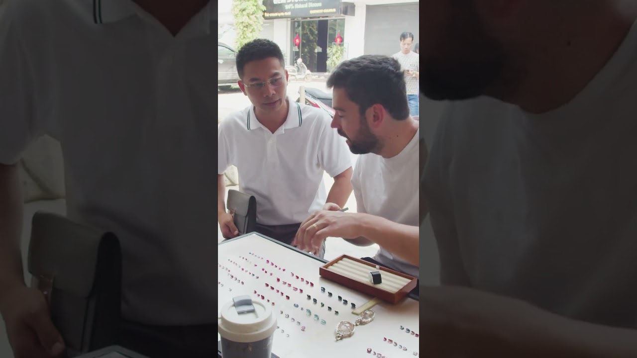 Dealing at Luc Yen