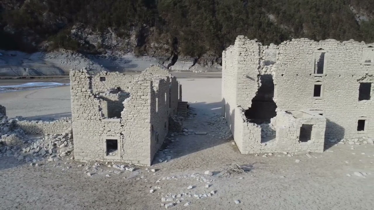 Lago dei Tramonti o di Redona