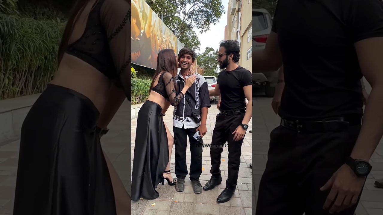 Sherlyn Chopra public me kisko kiss ki 👄😍😱 | Bollywoodhug | #shorts