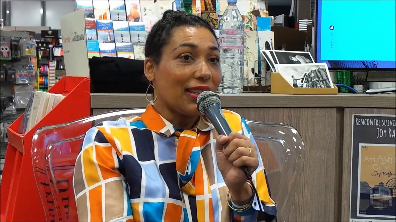 Rencontre avec Estelle Sarah BULLE