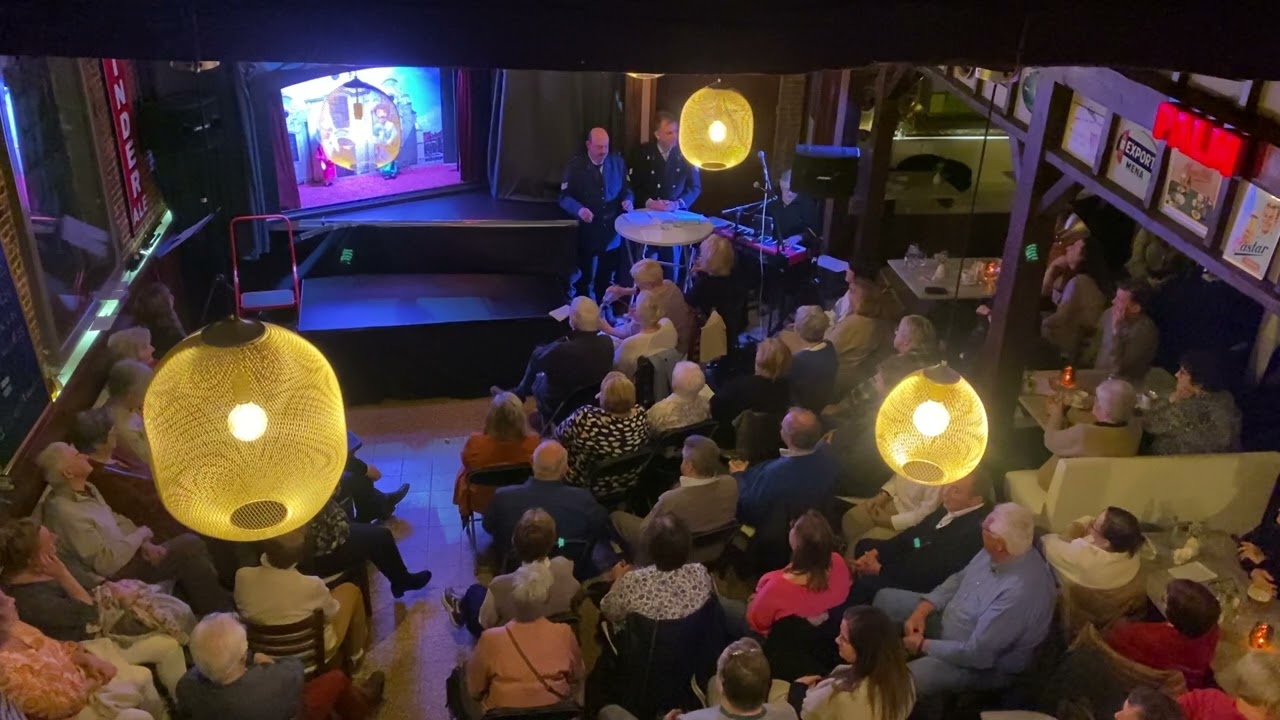 &ldquo;Er is leven na de dood&rdquo; - poppenkast suikerbol in de bierboom te Lebbeke