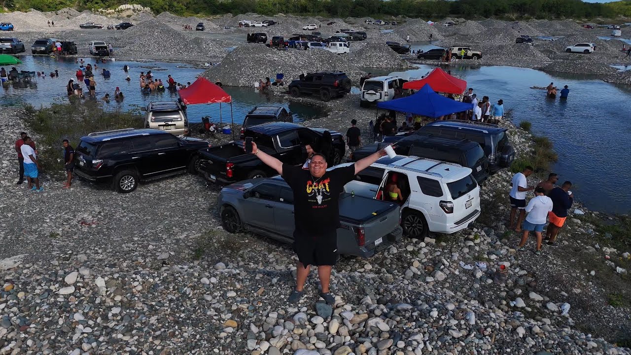 Balneario La Neverita - Hacemos un locrio para 100 personas con 100 pesos a la orilla del río.