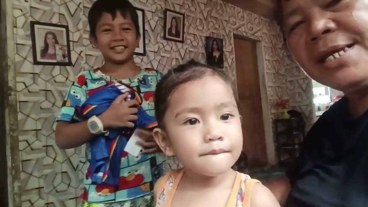 NAGLUTO NG ULAM AT NAGSHOUT OUT