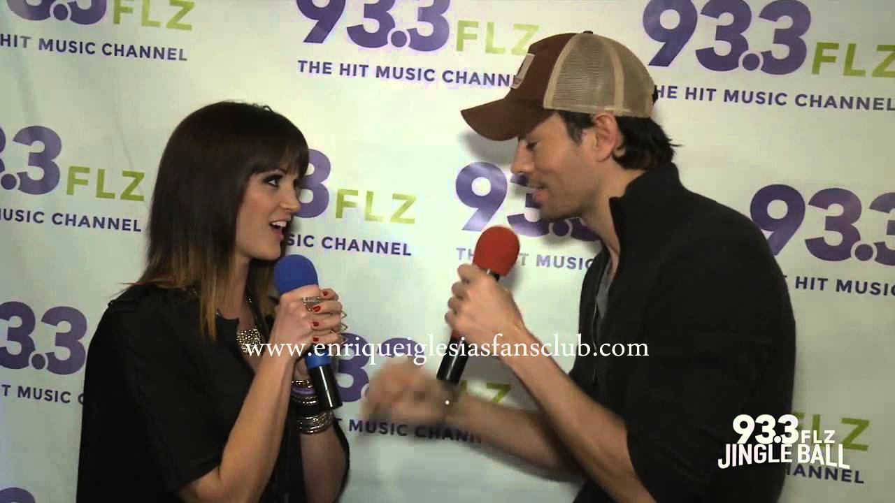 ENRIQUE IGLESIAS BACKSTAGE TAMPA INTERVIEW ENTREVISTA
