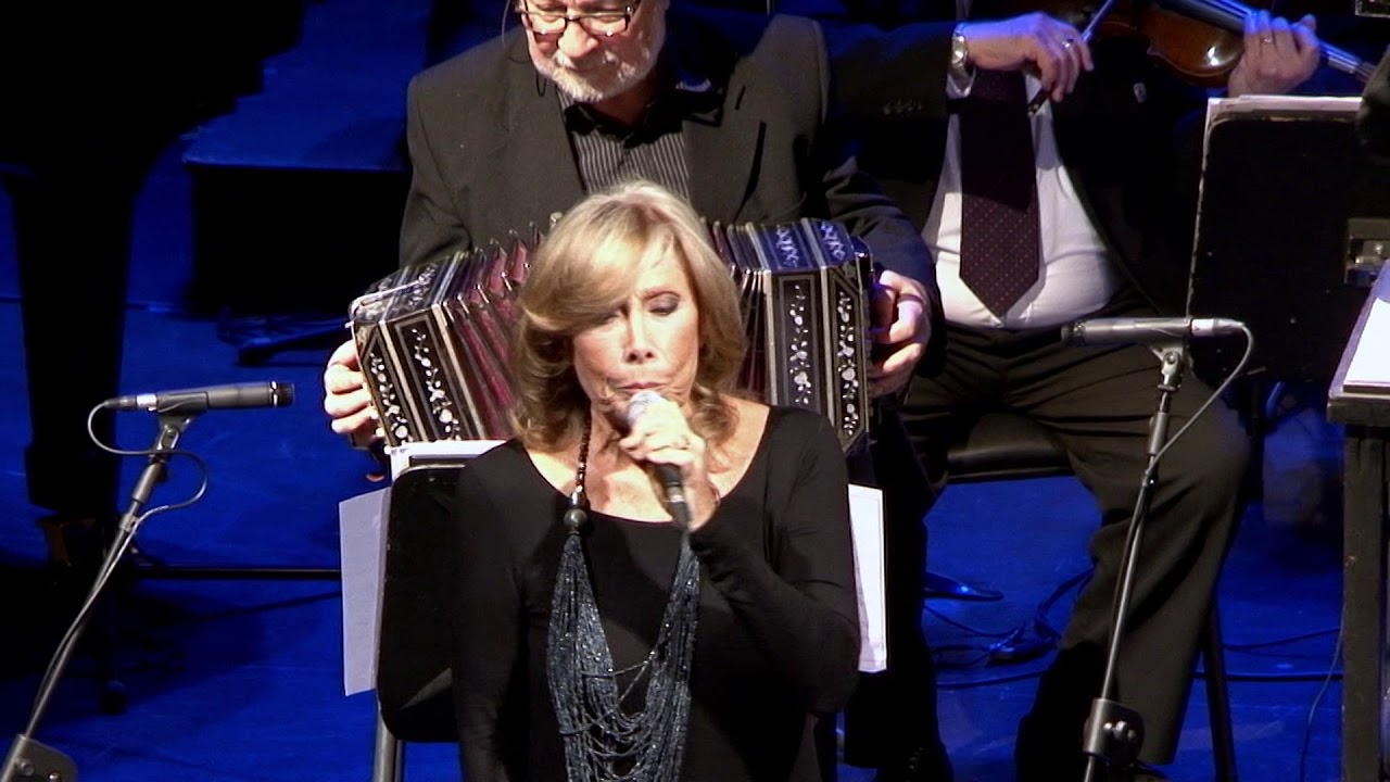 UNO (Mores y Discépolo) Canta Amelita Baltar