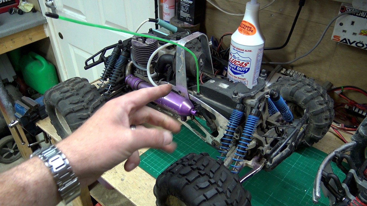 HPI Savage VS Traxxas T-MAXX What's The Difference?