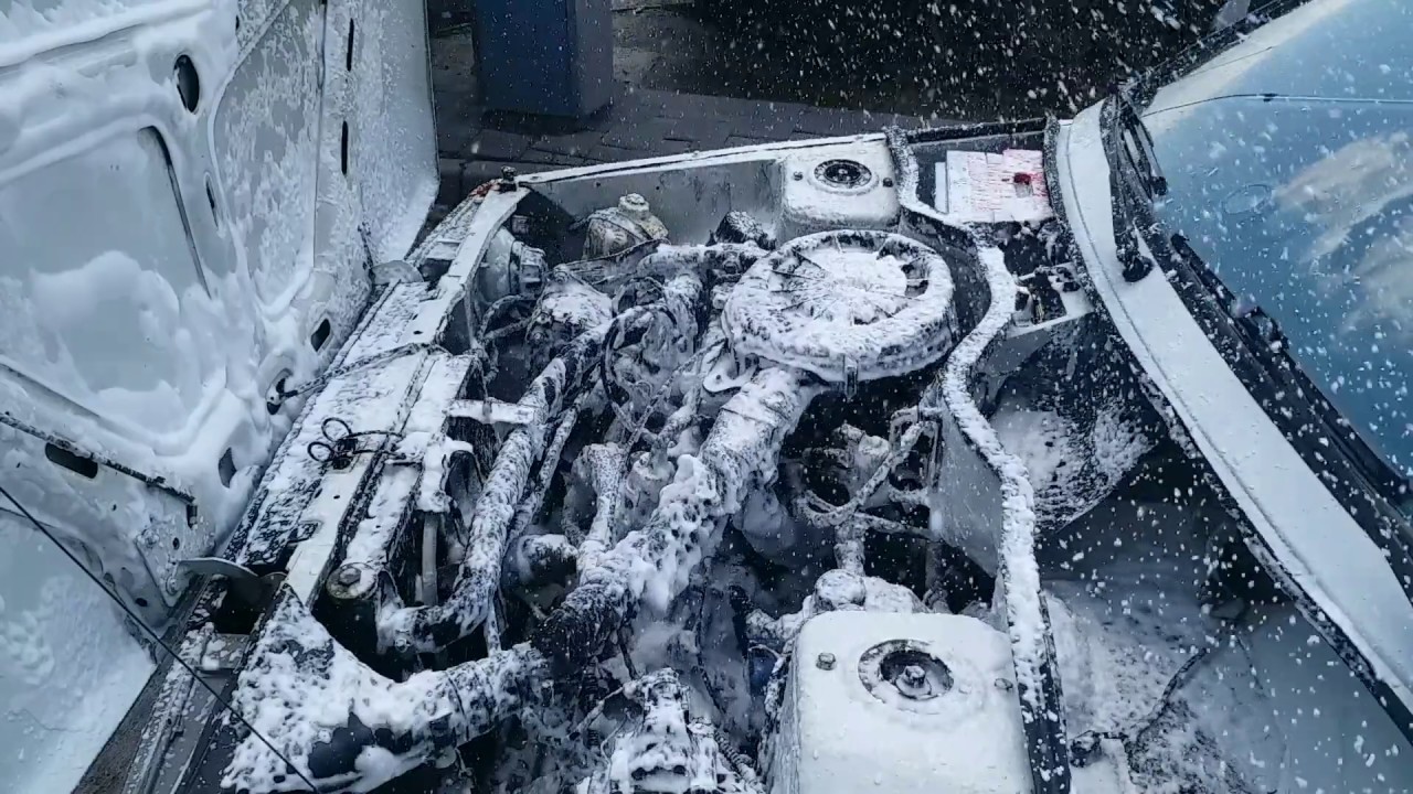 Renault 9 Broadwayın Motoru Nasıl Yıkanır 2 😀🚘🚗