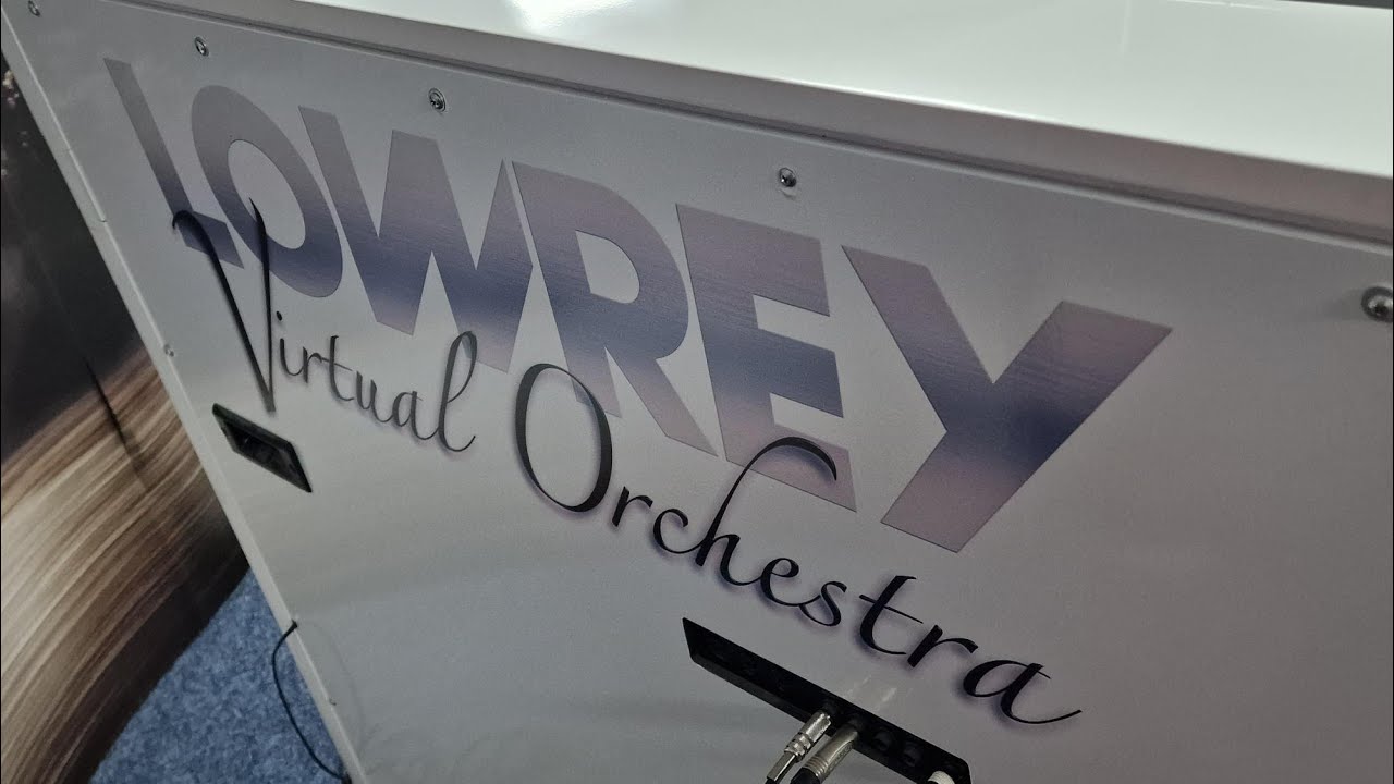 Allens Music Livestream with a pre-owned Lowrey Rialto in pearl white
