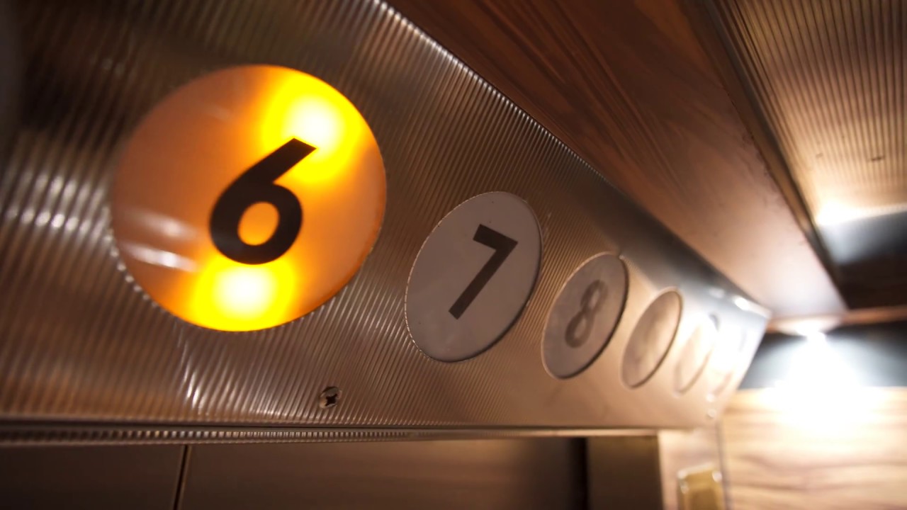 Stockholm-Mariehamn, MS Viking Cinderella, 2X elevator