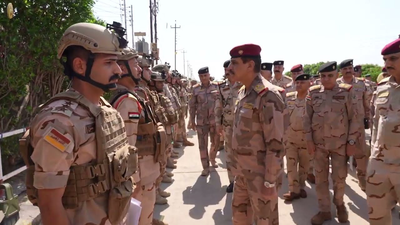 رئيس أركان الجيش يتفقد لواء مغاوير البصرة واللواء المشاة الثامن والتسعين