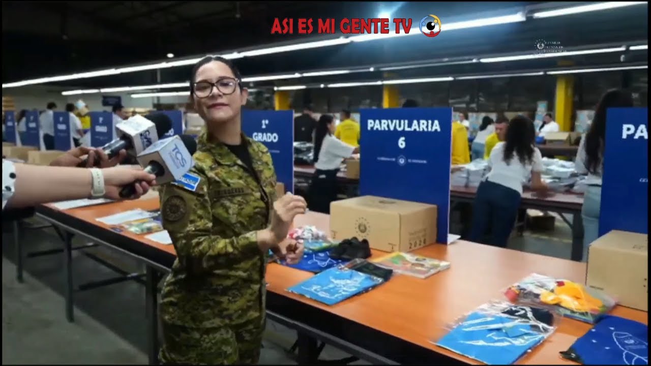 MINISTRA DE EDUCACIÓN EXPLICA EN DETALLE LO QUE CONTIENEN LOS PAQUETES ESCOLARES  2026