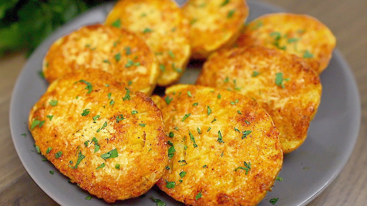 Kartoffeln mit Parmesan im Ofen. Ein einfaches Rezept für Ofenkartoffeln.