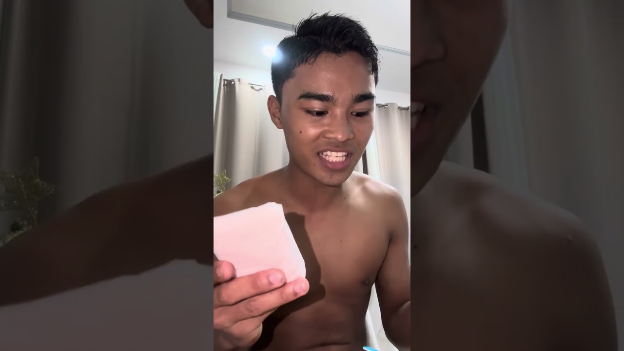 Unboxing parcel 