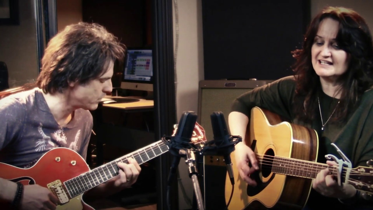 Walls (Tom Petty Cover) - Eileen Laverty with Greg Hargarten