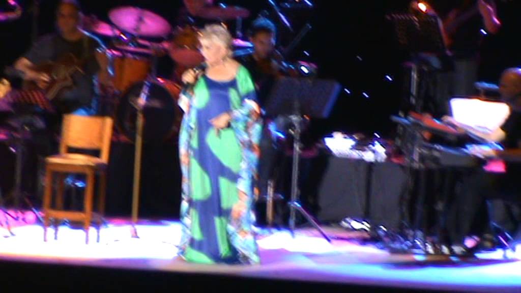 Μαρινέλλα Χατζής Μπι παέσκο Βύρωνας 01.07.2014