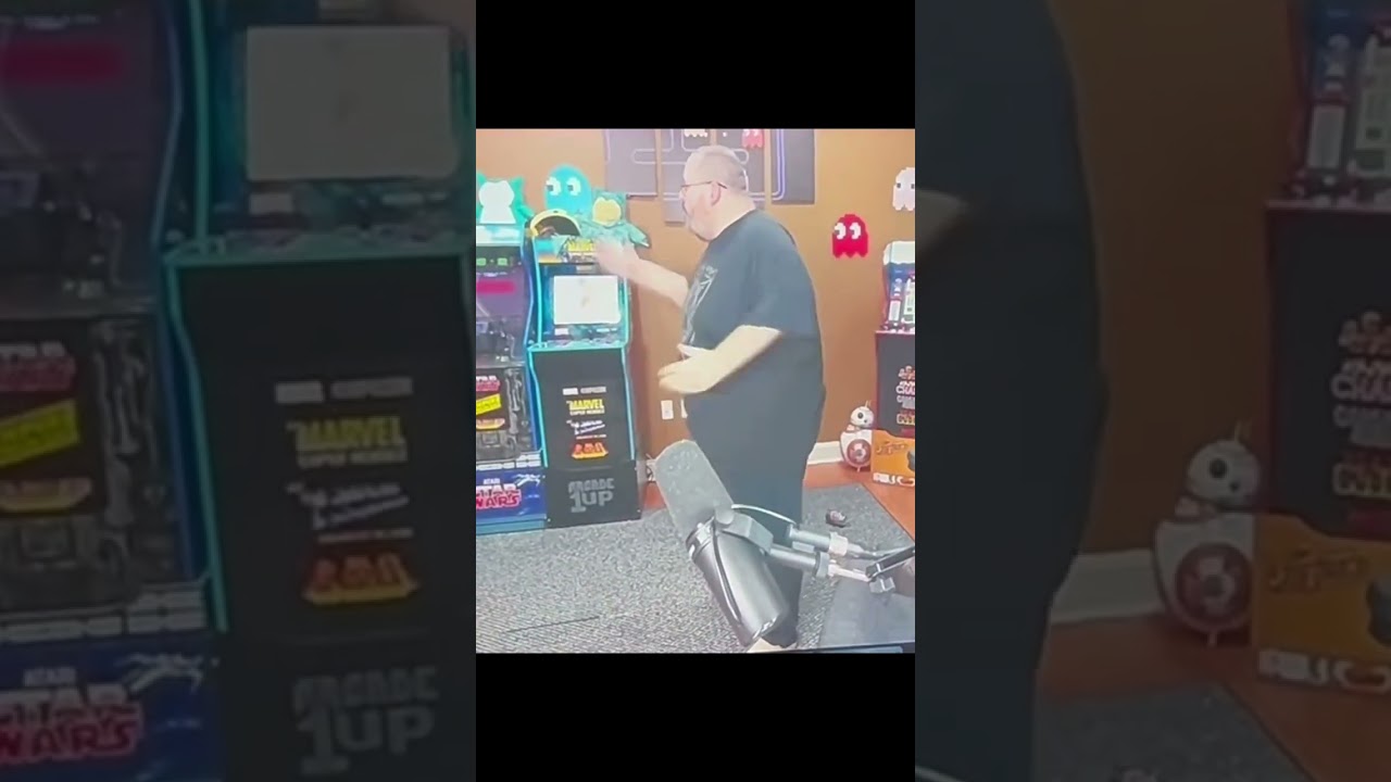 Boogie2988 slaps his girlfriend 😱 #boogie2988 #omg #fyp