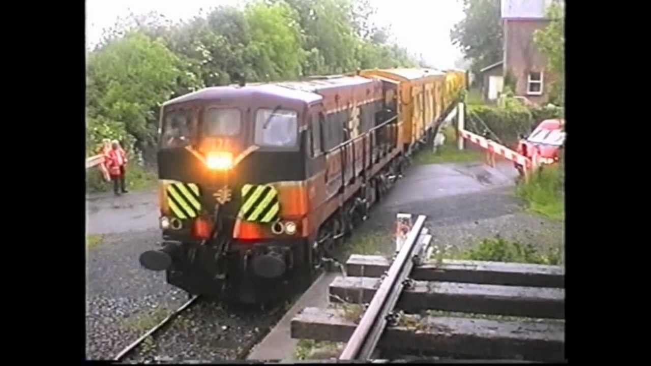 Irish Rail 141 Class 175 on Navan - Kingscourt Weed Sprayer - July 2002