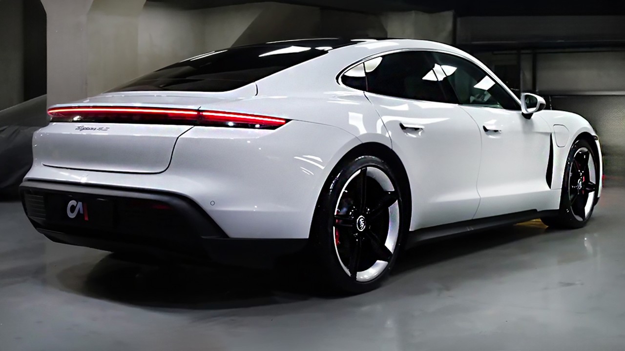2021 Porsche Taycan 4S - Interior and Exterior Details