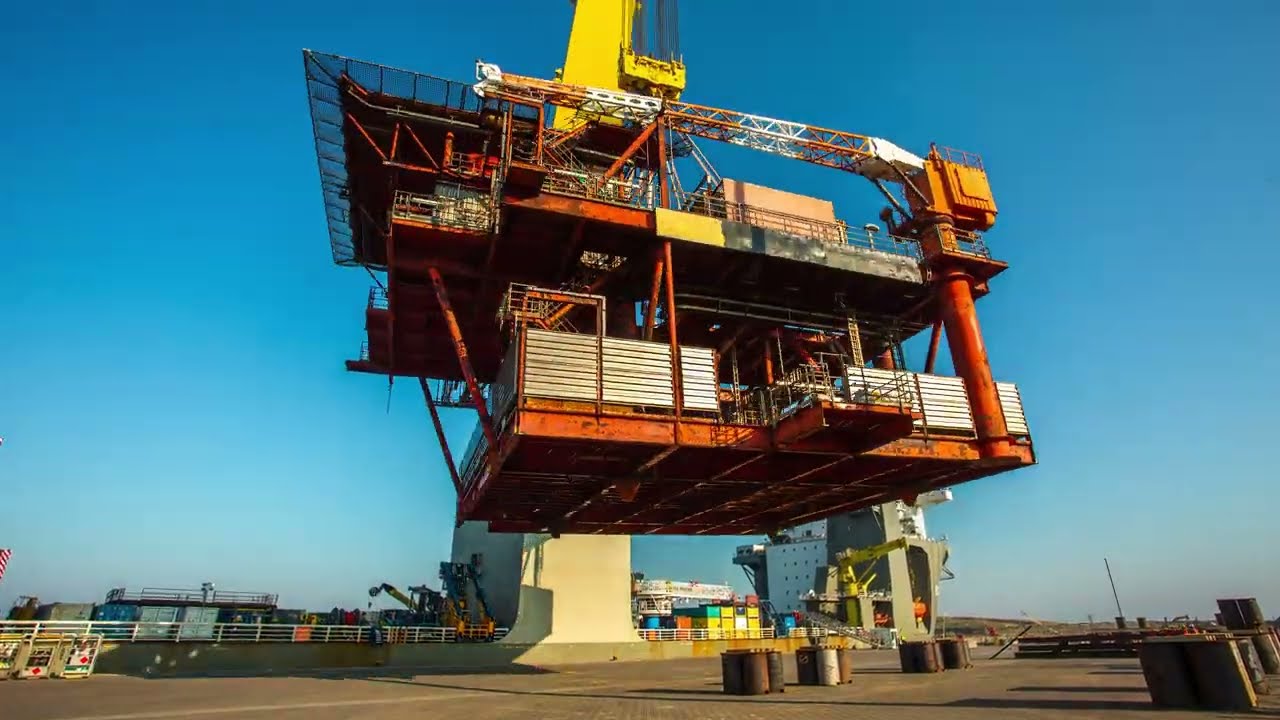 Boskalis Offshore decommissioning Bokalift 1