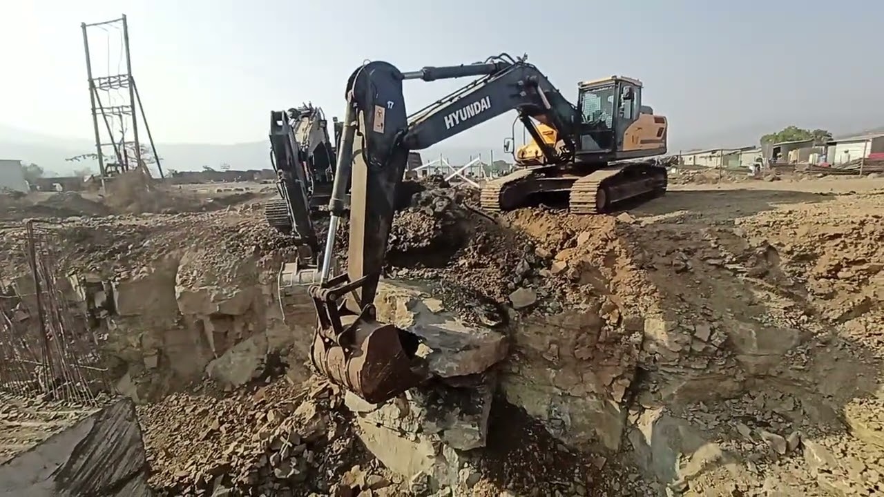 Excavator #jcb se pahad kaise Tod k nikala #dekho