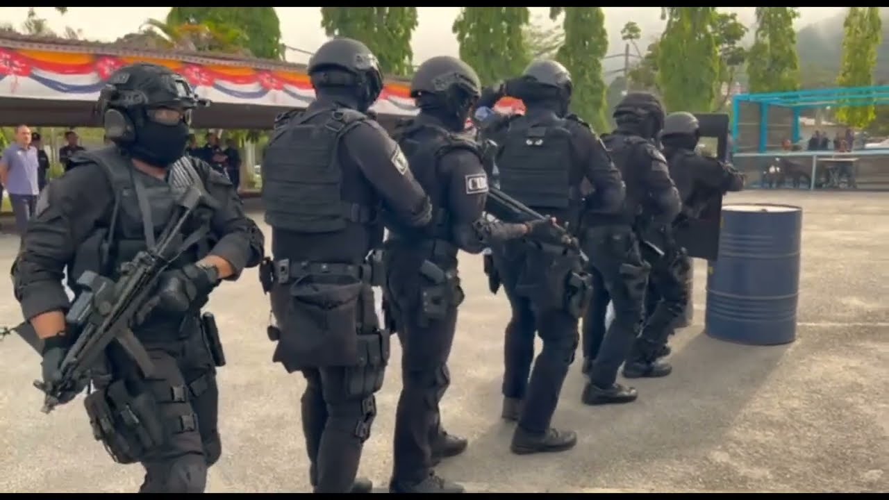 Persembahan Perhimpunan Peringatan Hari Polis Ke-216 Tahun 2023 IPD Pengkalan Hulu