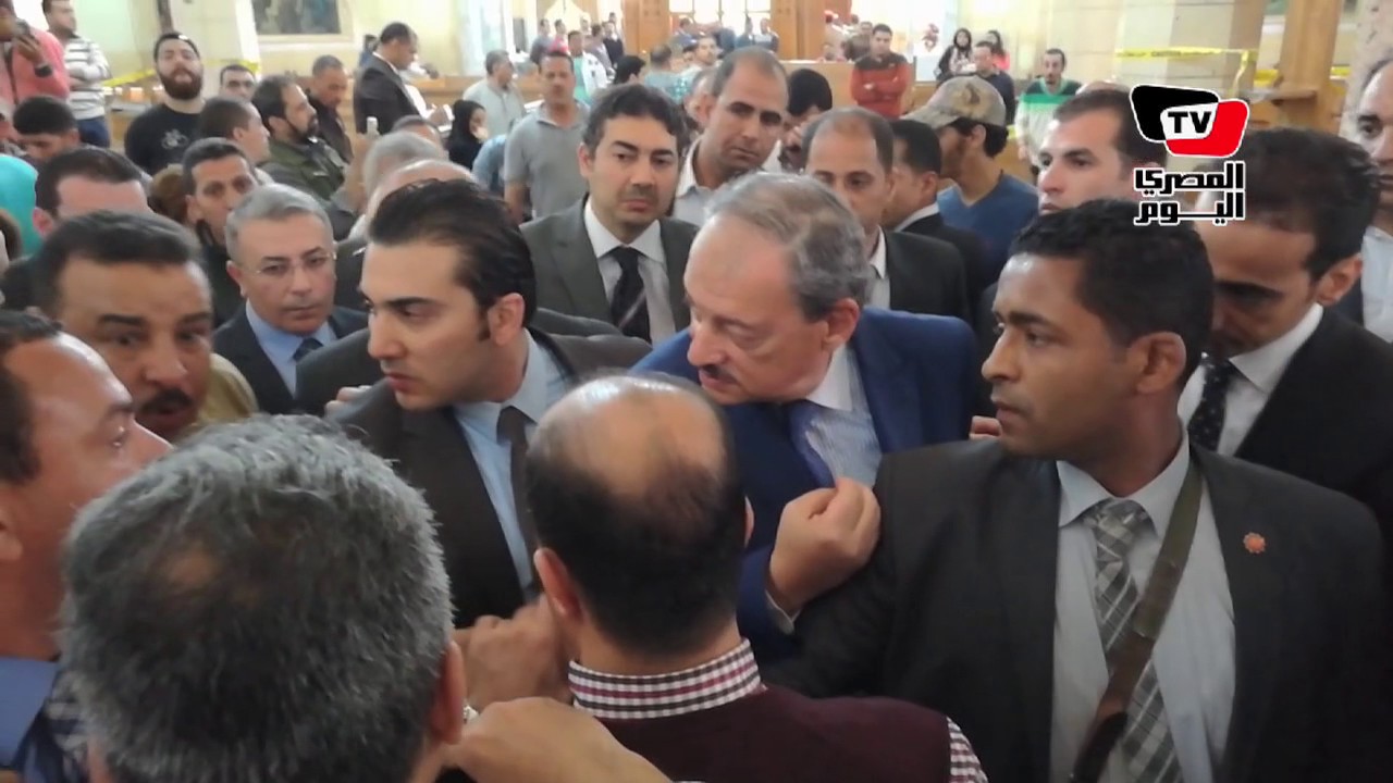 فوضى وغضب في زيارة النائب العام لموقع تفجير كنيسة مارجرجس بعد الحادث