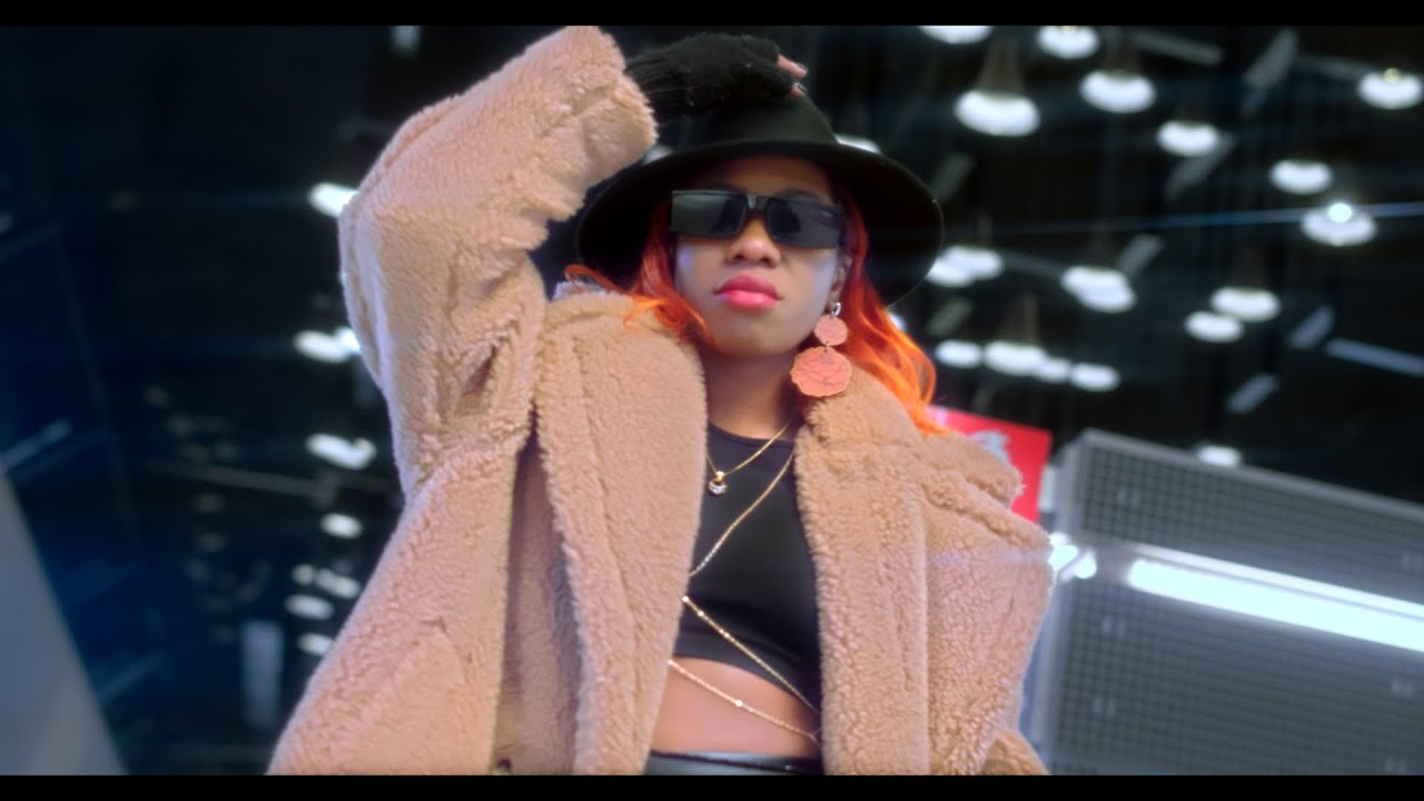Eve Crazy - Xamoulen Dara (Official Music Video)