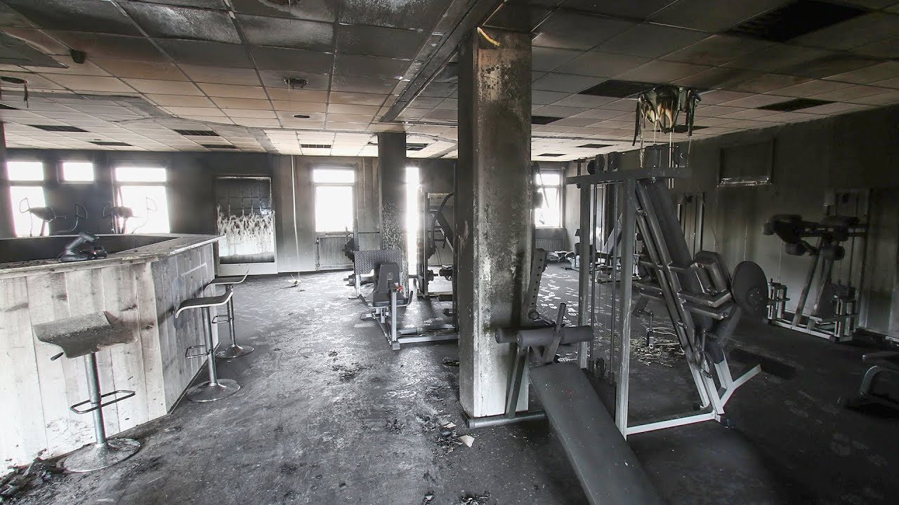 Lelystad: Sportschool verwoest door brandstichting