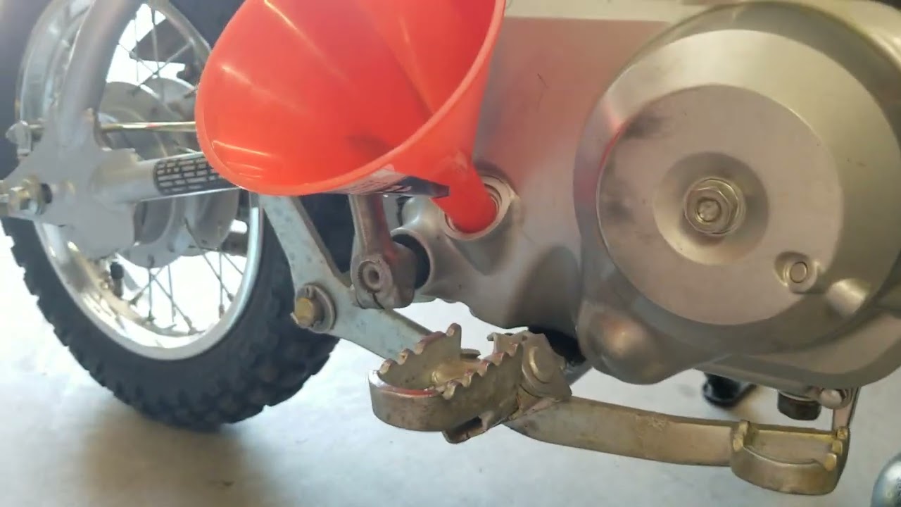 Honda CRF50F / XR50 Dirt Bike (2000 – Present): How to Change Engine Oil