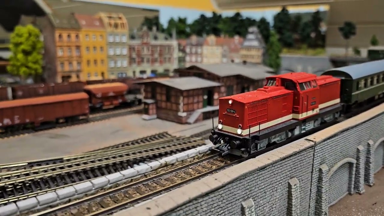 KVD Fahrbetrieb auf Schwiegermutters Dachboden.