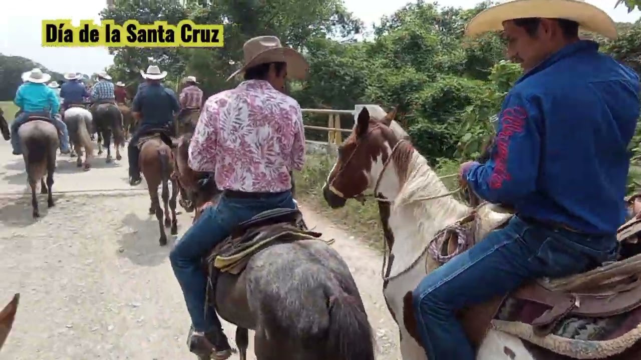 Cabalgata de la comunidad de Cruz Blanca, Ixhuatlán de Madero, Veracruz. Día de la Santa Cruz 2023 🐴