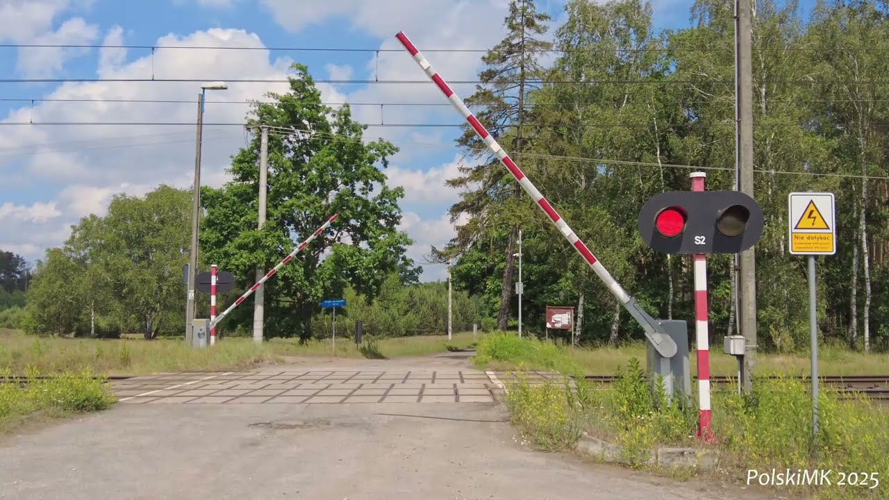 [SKŁADANKA POCIĄGÓW NA PRZEJEŹDZIE KOLEJOWYM] SSP Jastrzębsko