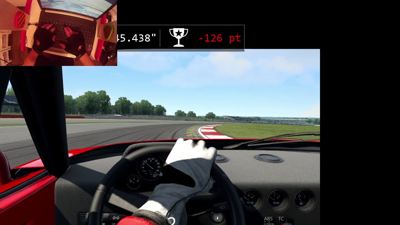 CrazyDriver: Ferrari F40 on Silverstone (Playing on Keyboard) :-D