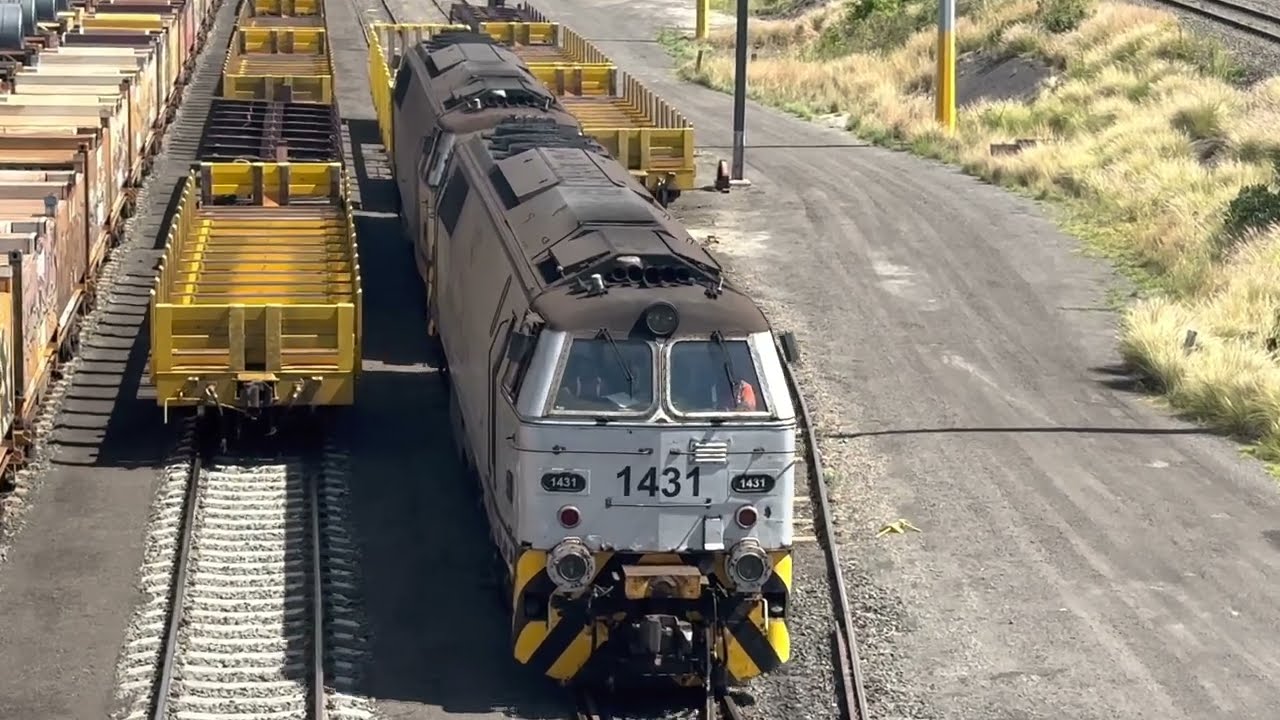 Former Danish railways now Qube owned MZ Class EMD 645E V20 1431 + 1440 @ Port Kembla Steelworks 8/1