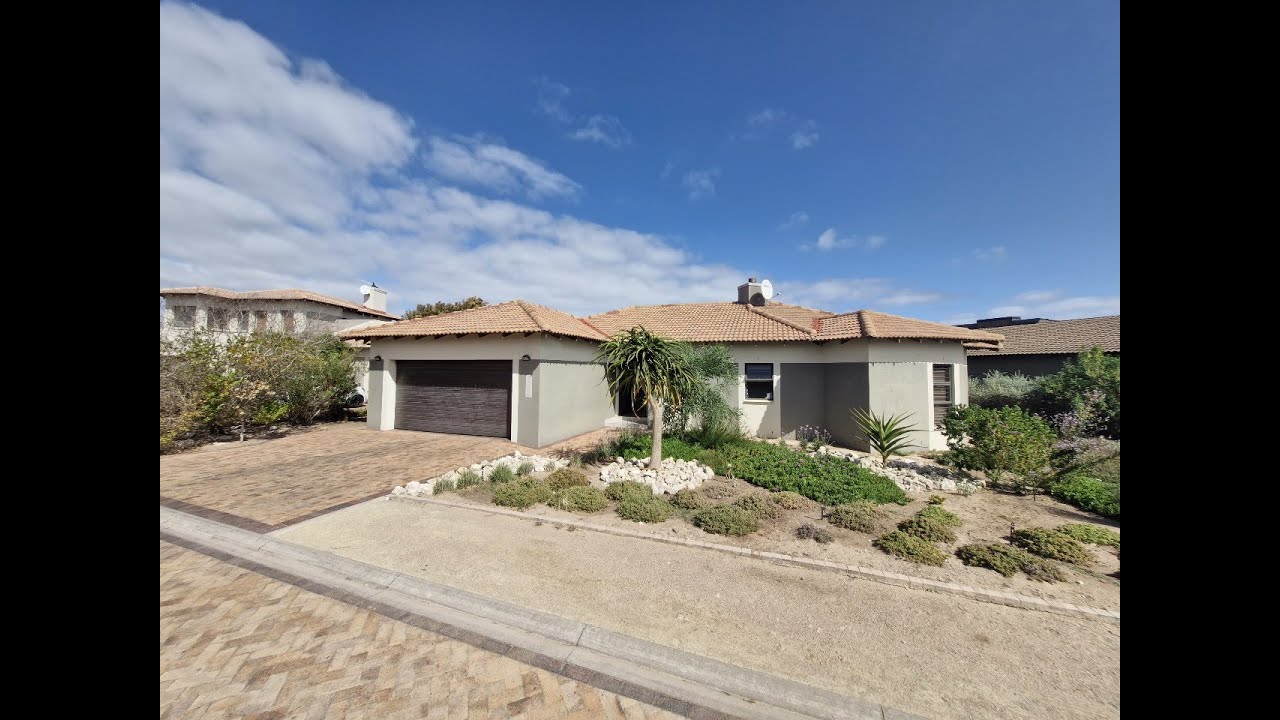 4 Bedroom House Sale in Langebaan Country Estate