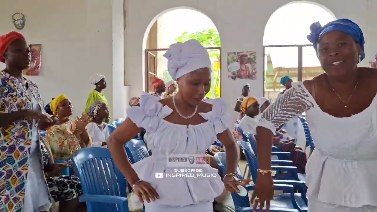 Wovenu Memorial Chapel Tutudo. #be_inspired #choir #music 