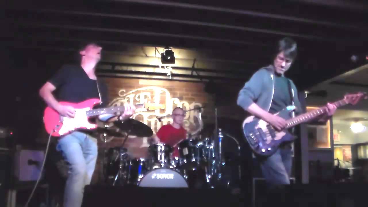 My 3 Sons Trio: Super Bad Party Ring