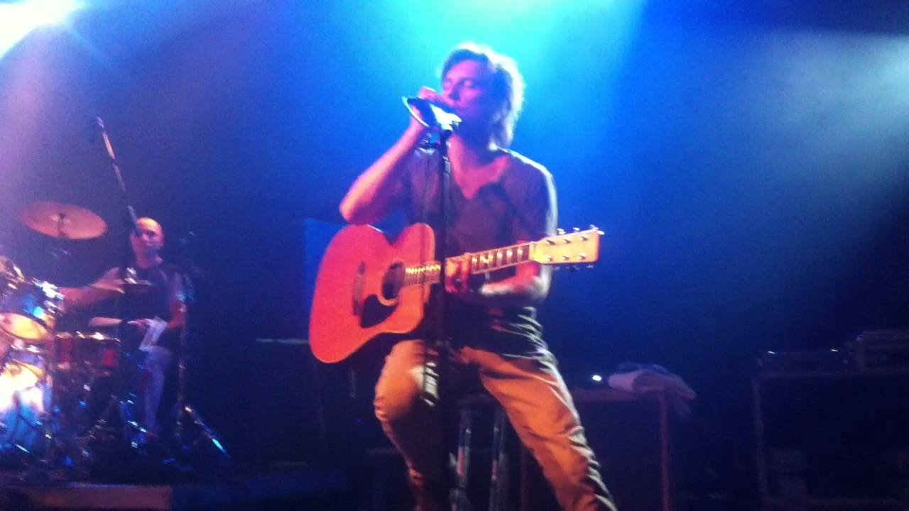 Duman- Sarhos Köln Akustik 5 kasim 2011
