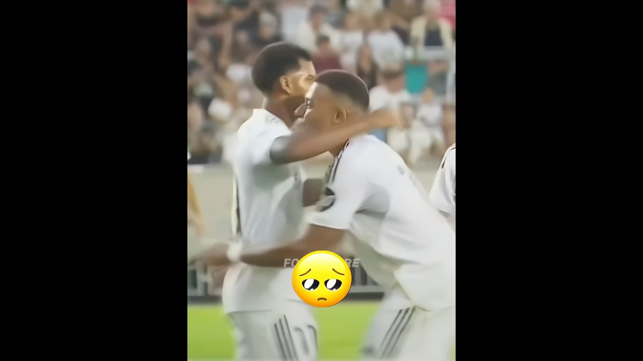 Mbappe Helped a Sad Rodrygo 🥺