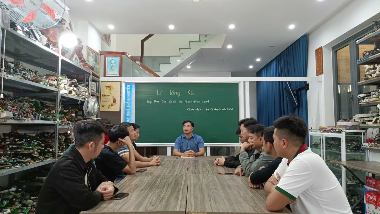 Tổng kết k29 lớp học sửa chữa bo mạch điện lạnh, anh em học viên chia sẻ trải nghiệm sau khóa học