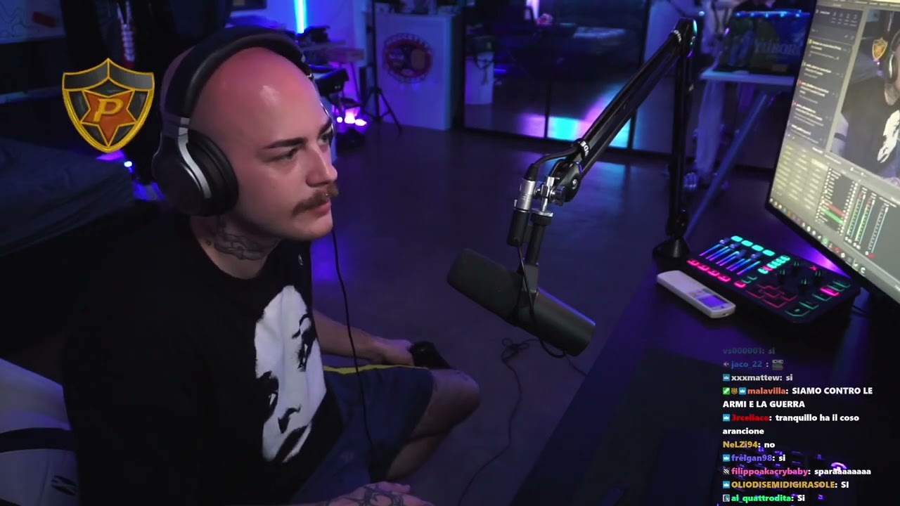 ITALIAN STREAMER SHOOT WITH A GUN LIVE ON TWITCH