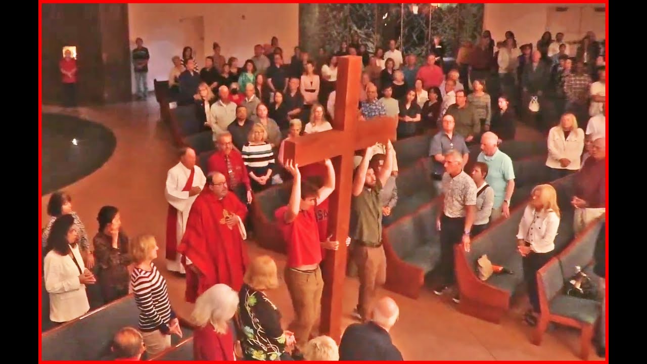 Good Friday Liturgy &ndash; Veneration of the Cross
