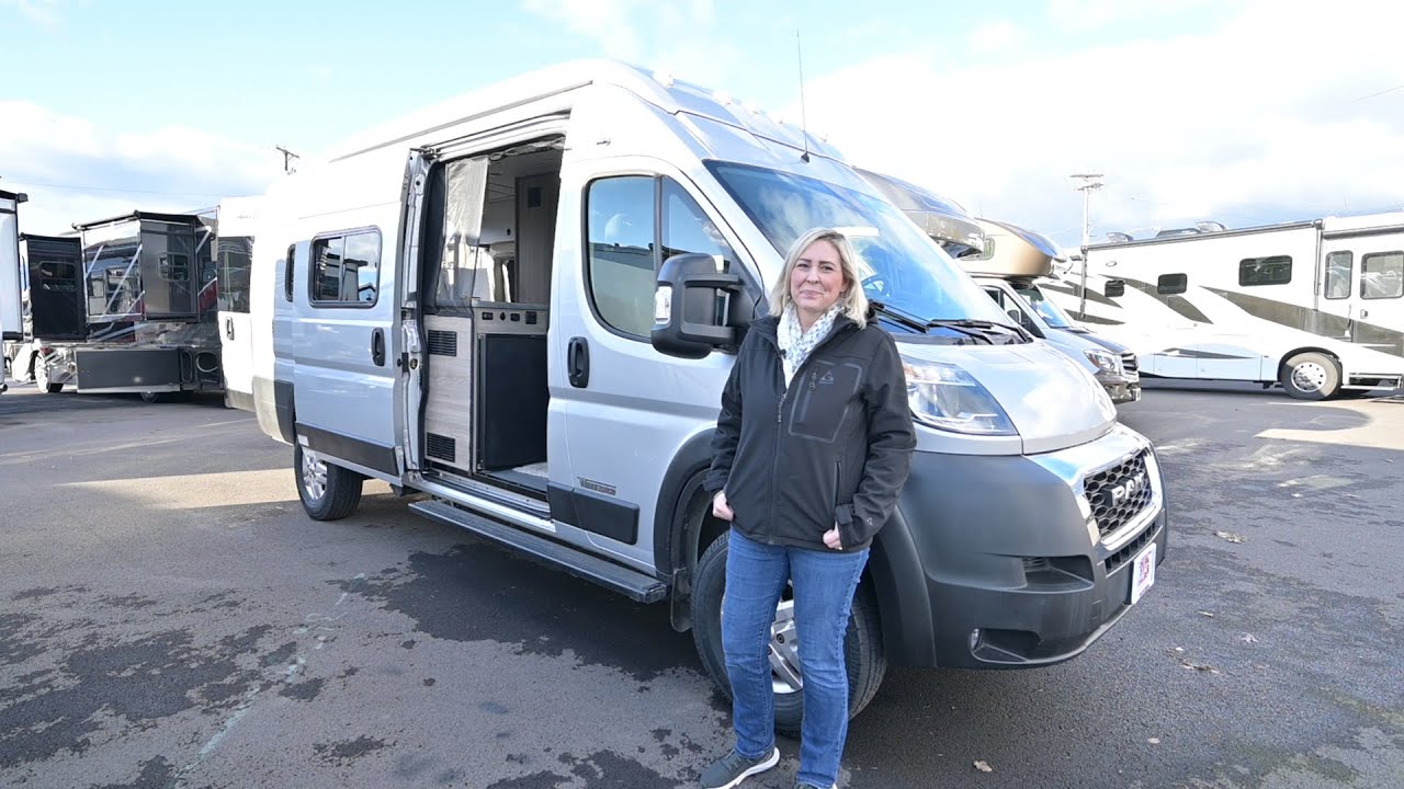 The RV Corral 2022 Winnebago Solis 59PX Stock # UB-111